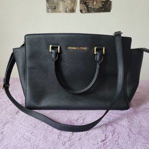 Michael Kors Classic Black Leather Shoulder Bag